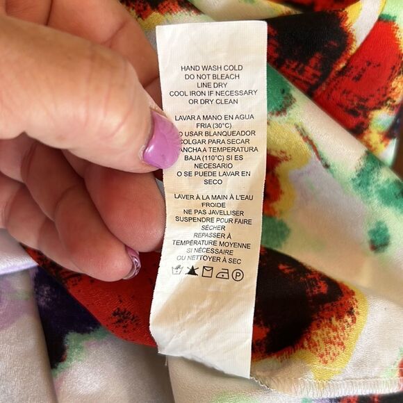 Kensie floral and lace button front sleeveless blouse Size M - Picture 9 of 9